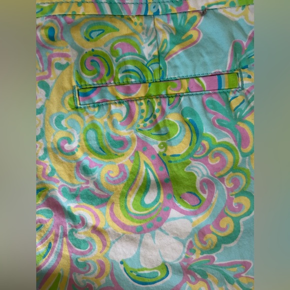 Lilly Pulitzer The Buttercup Short with scalloped hemline size 6 - Picture 7 of 9